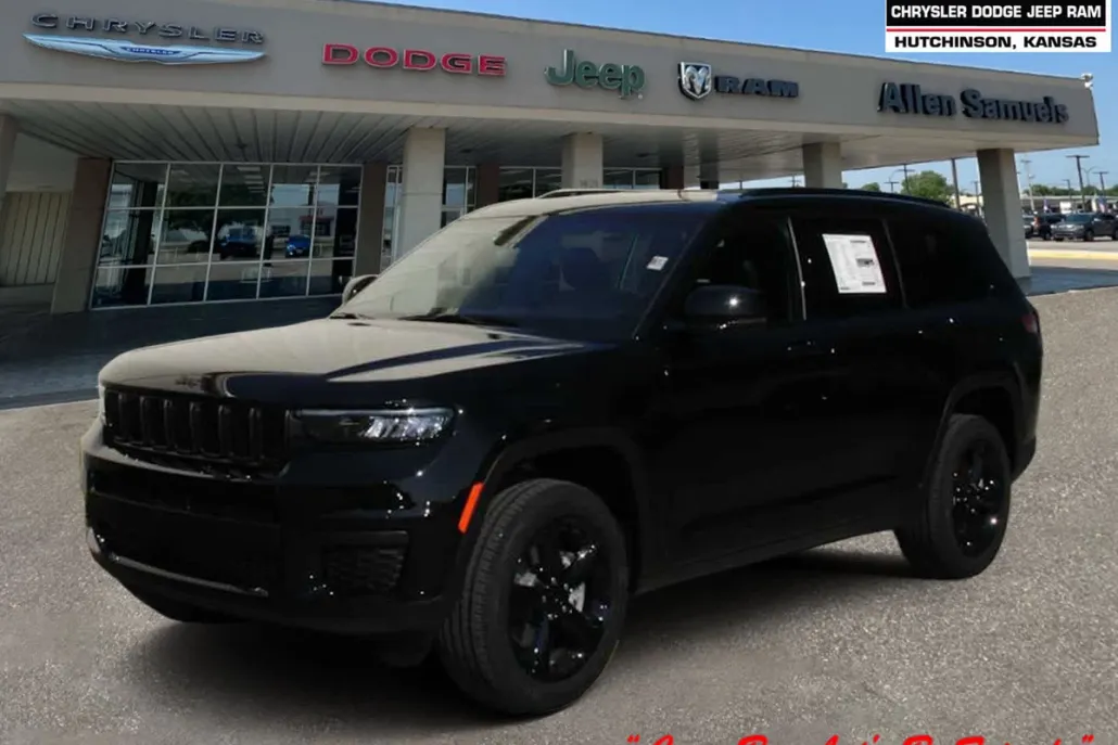2025 Jeep Grand Cherokee Laredo Altitude photo 1