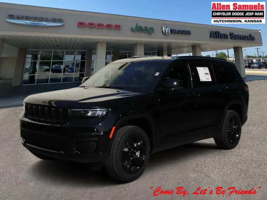 2025 Jeep Grand Cherokee Laredo Altitude photo 1