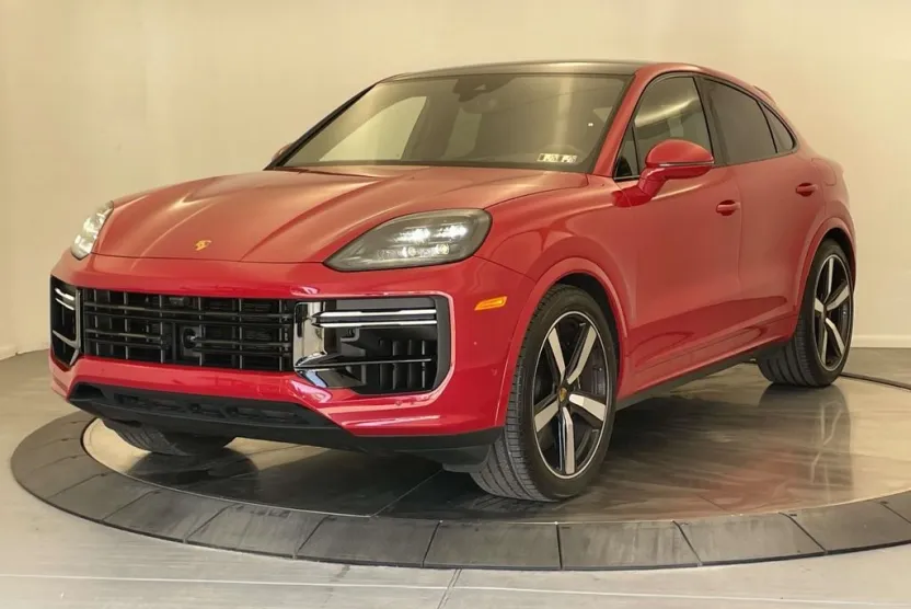 2024 Porsche Cayenne Turbo E-Hybrid Coupe photo 1