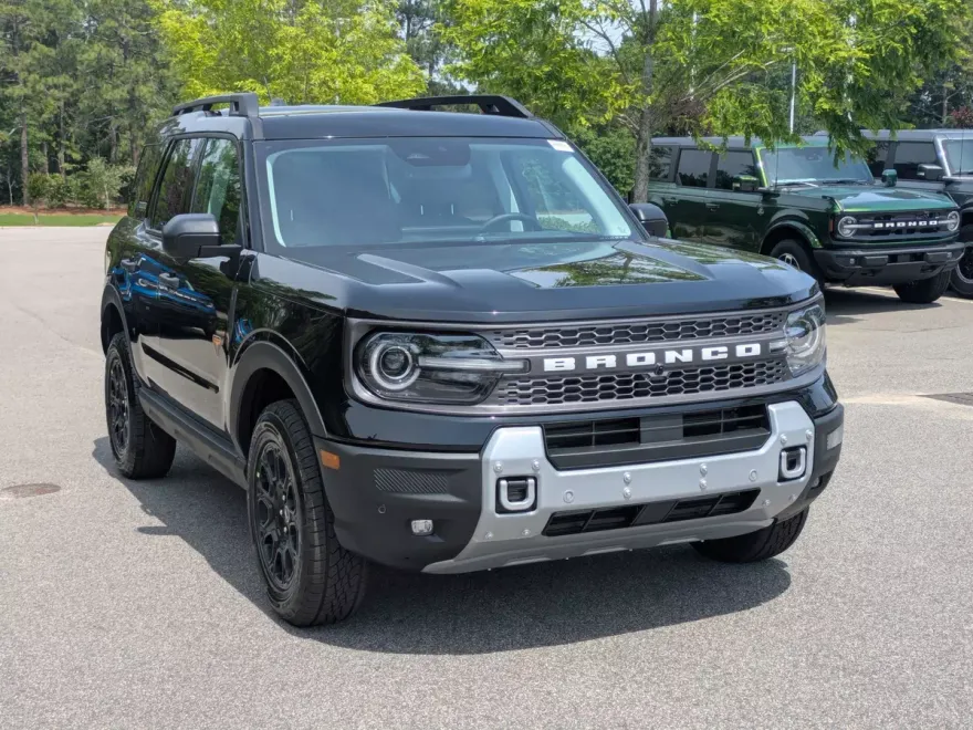 2025 Ford Bronco Sport Badlands photo 1