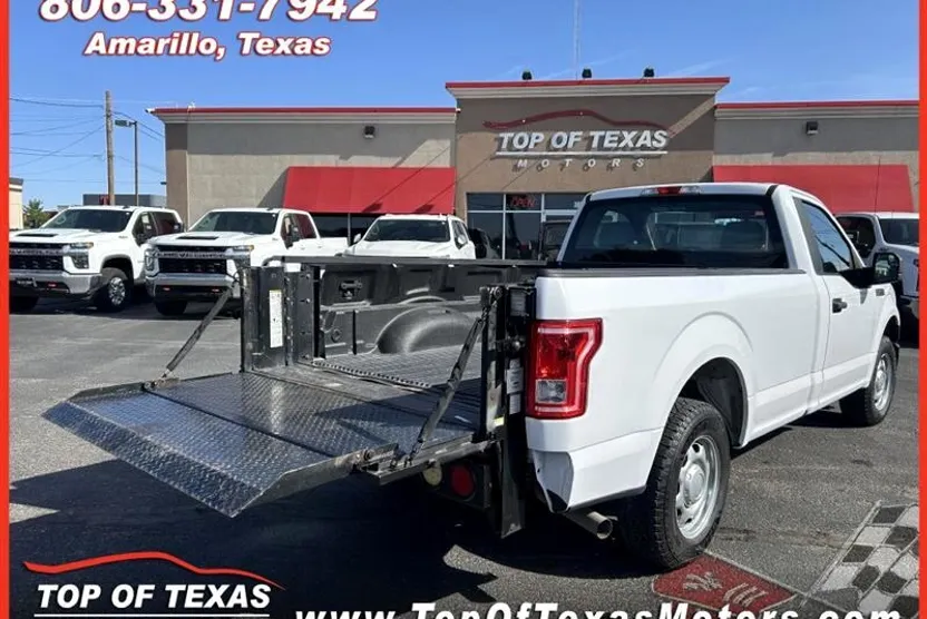 2016 Ford F-150 XLT photo 1