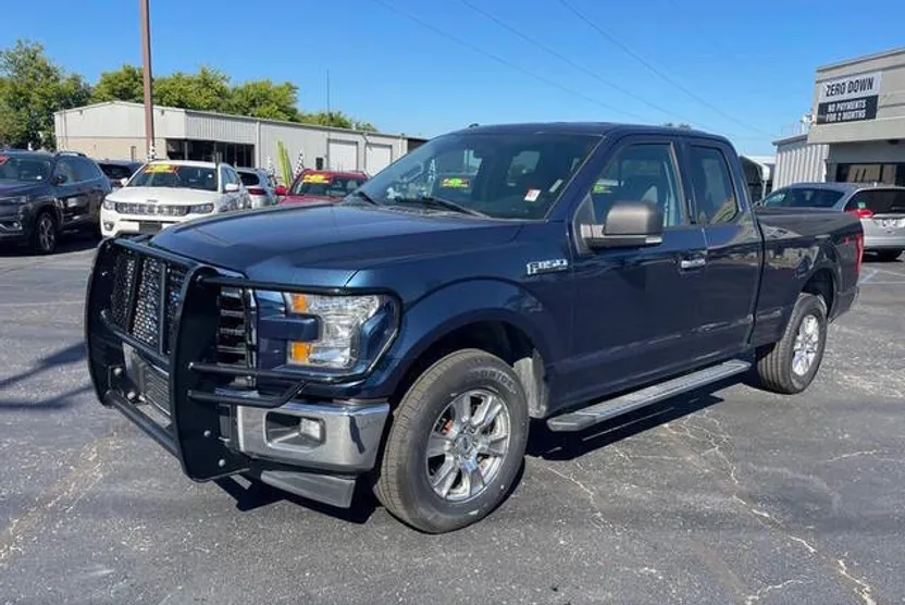 2017 Ford F-150 photo 1