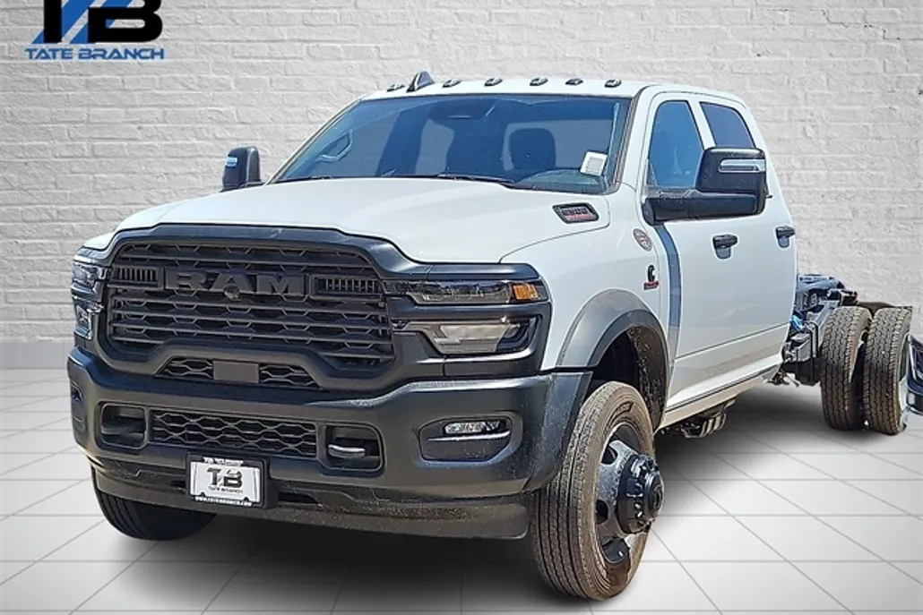 2026 Ram 5500 Tradesman photo 1