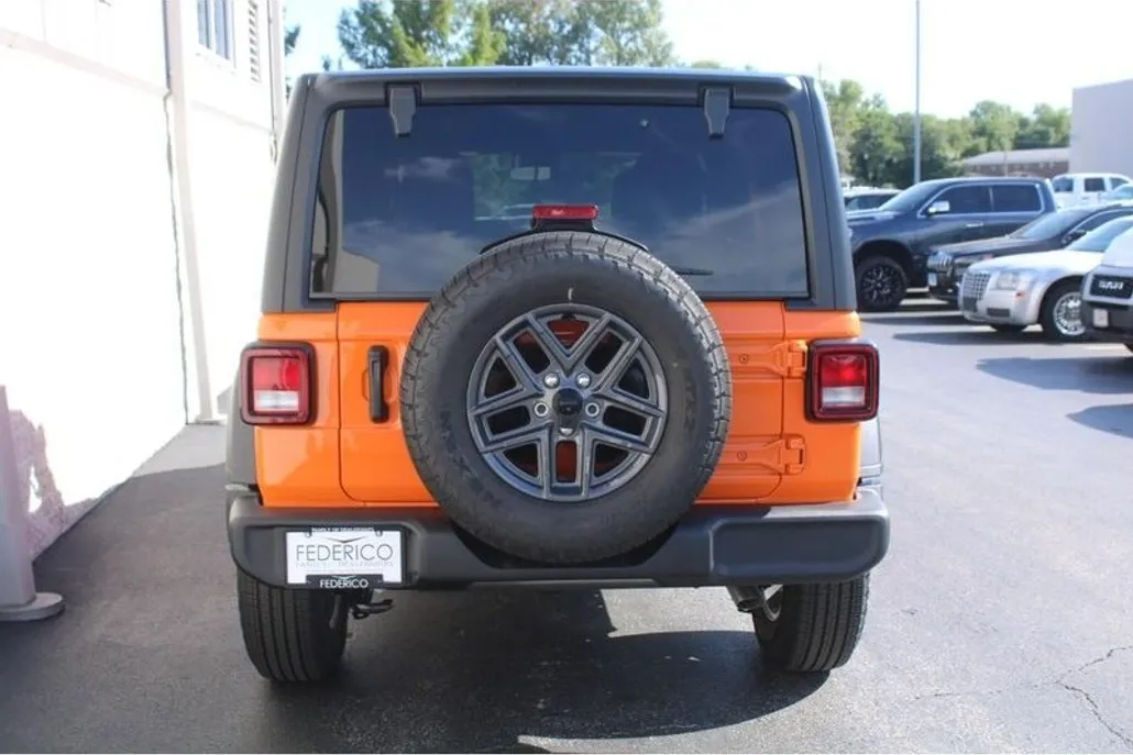 2025 Jeep Wrangler Sport S photo 1