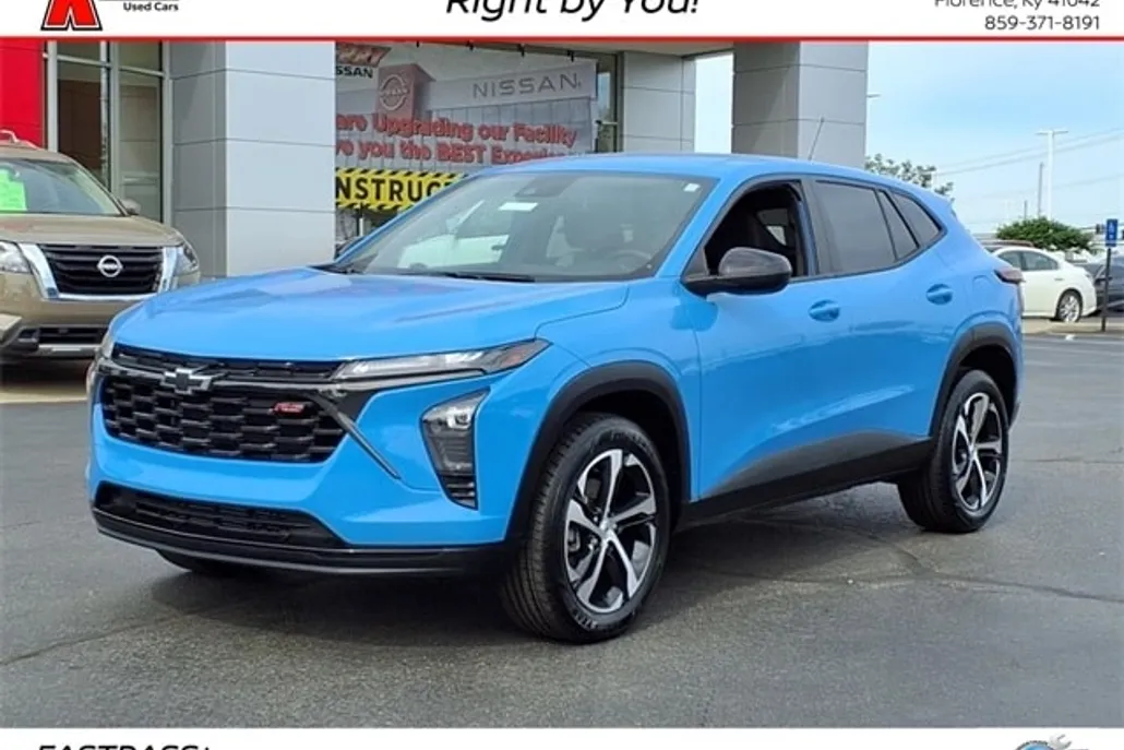 2024 Chevrolet Trax photo 1