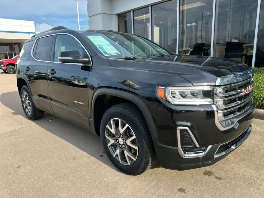 2023 Gmc Acadia SLE photo 1