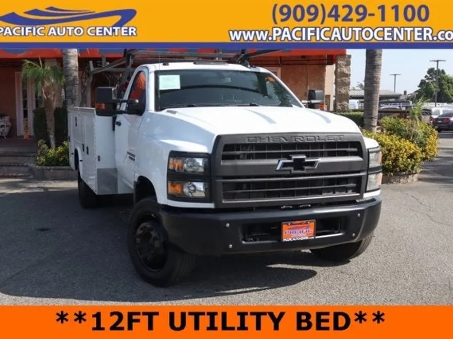 2019 Chevrolet Silverado 4500HD Work Truck photo 1