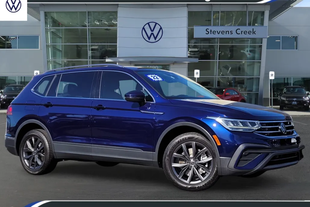 2022 Volkswagen Tiguan SE photo 1