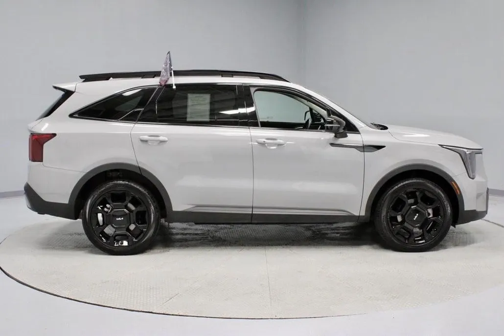 2024 Kia Sorento X-Line EX photo 1