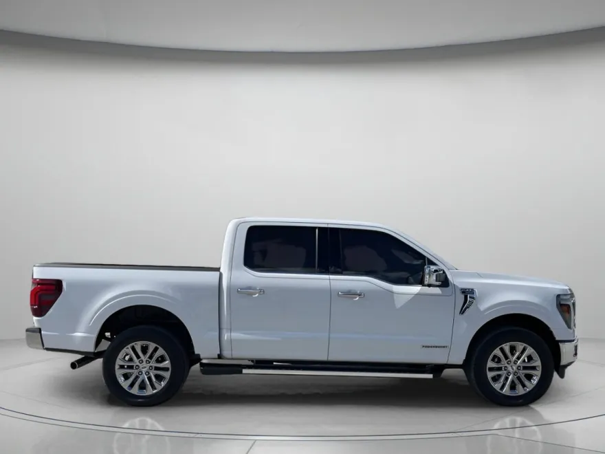 2024 Ford F-150 Lariat photo 1