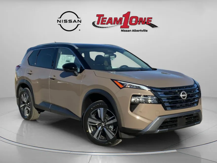 2025 Nissan Rogue SL photo 1