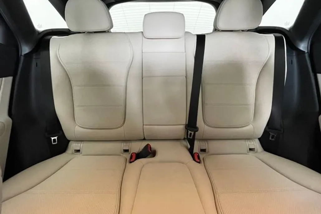 2026 Mercedes Benz GLC 350e 4MATIC photo 1