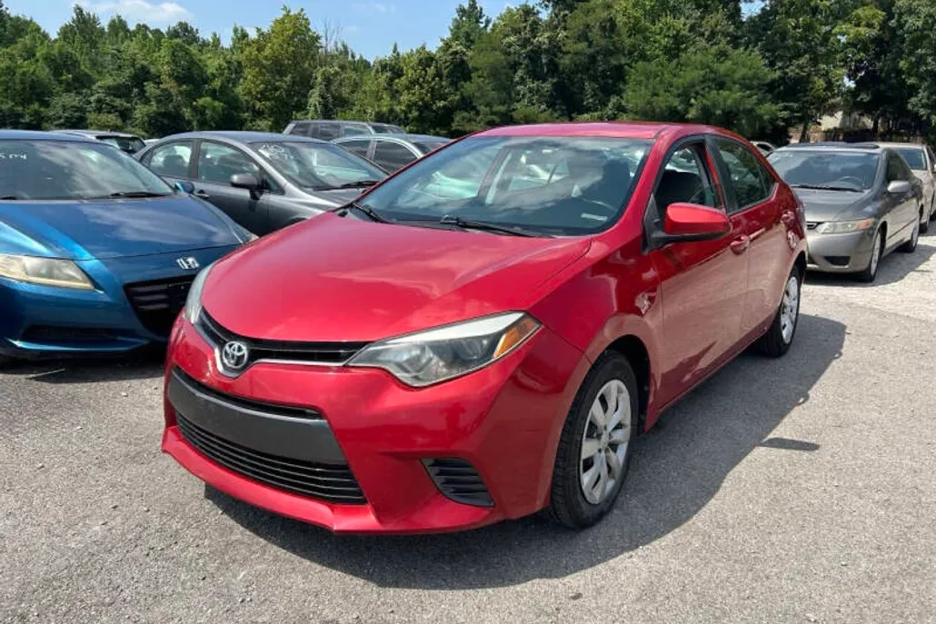2016 Toyota Corolla L photo 1