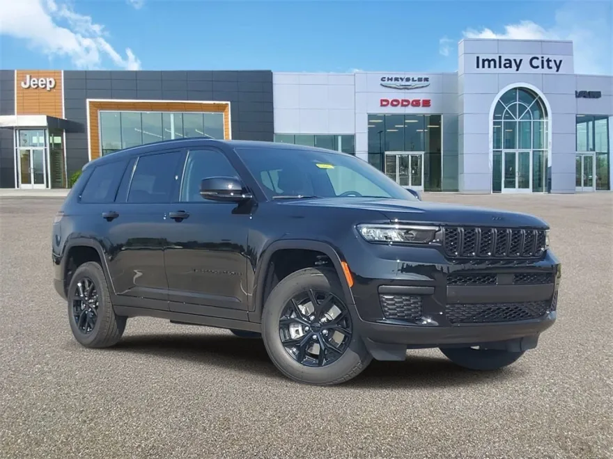2025 Jeep Grand Cherokee Altitude photo 1