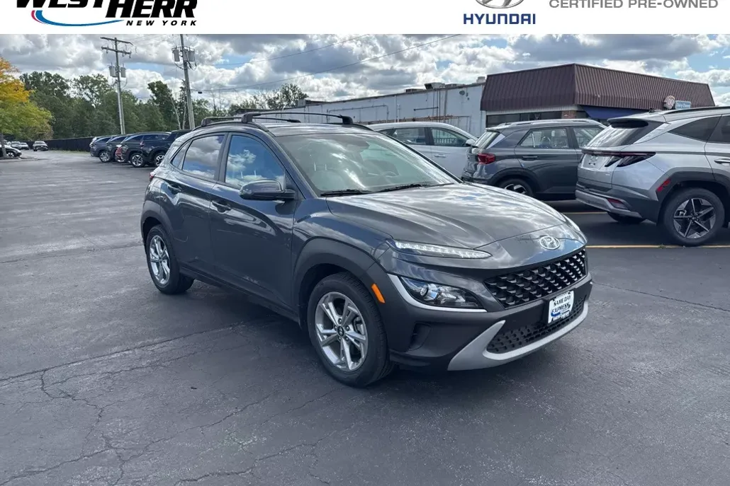 2023 Hyundai Kona SEL photo 1