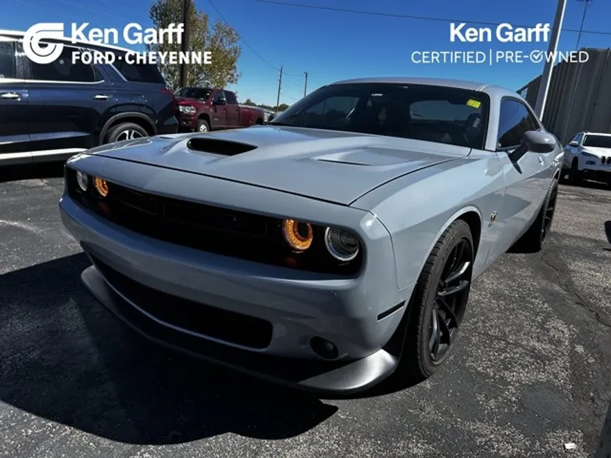 2021 Dodge Challenger R/T Scat Pack photo 1