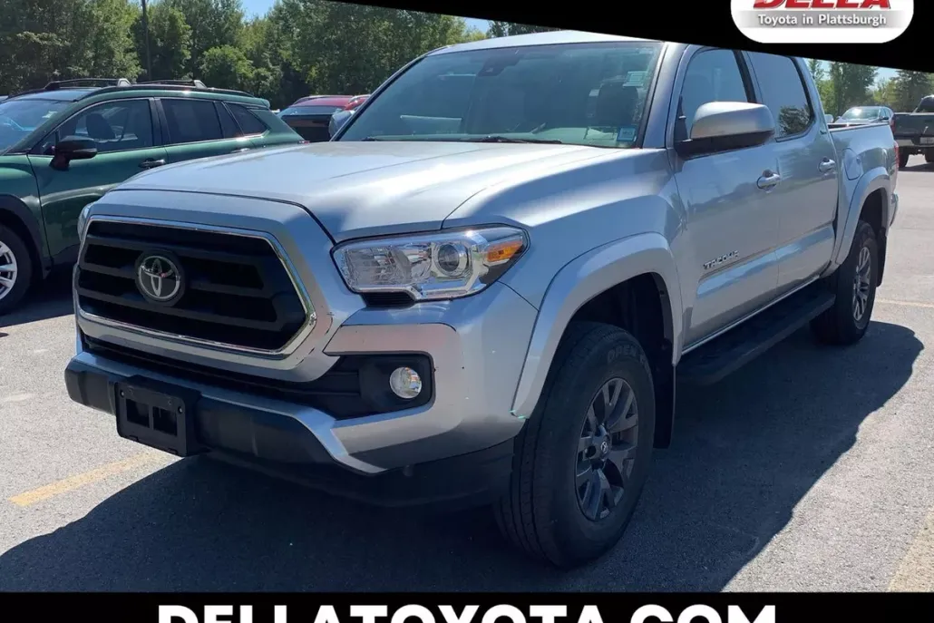 2022 Toyota Tacoma SR photo 1
