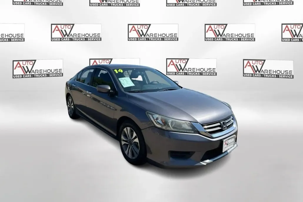 2014 Honda Accord LX photo 1