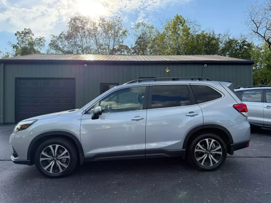 2023 Subaru Forester Limited Sport photo 1