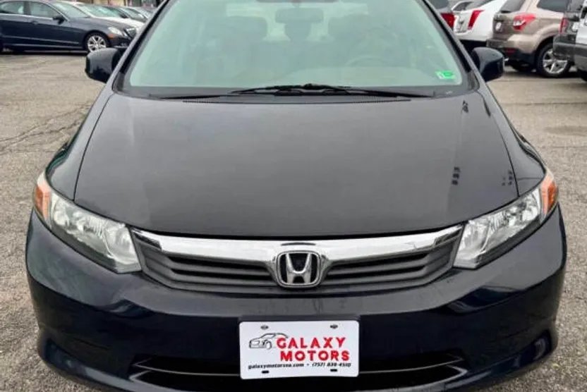 2012 Honda Civic LX photo 1