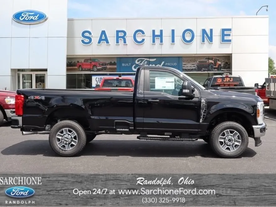 2025 Ford F-350 photo 1
