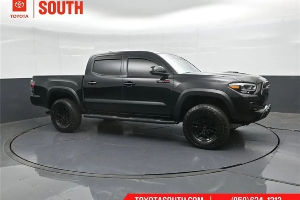 2021 Toyota Tacoma 4x4 TRD Pro photo 1