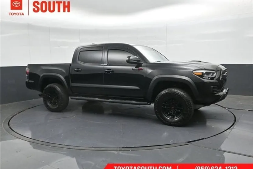2021 Toyota Tacoma 4x4 TRD Pro photo 1