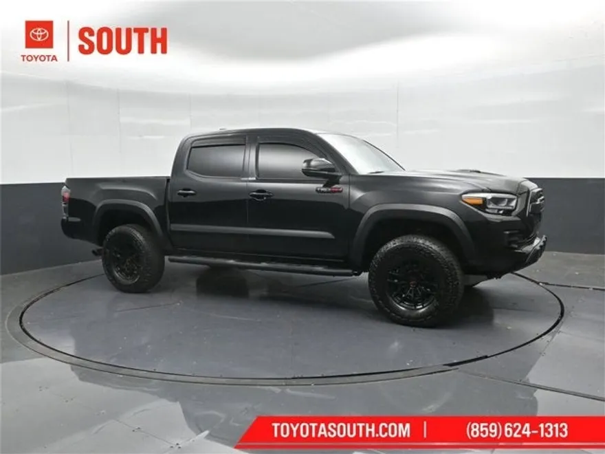 2021 Toyota Tacoma 4x4 TRD Pro photo 1