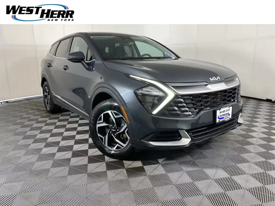 2023 Kia Sportage LX photo 1