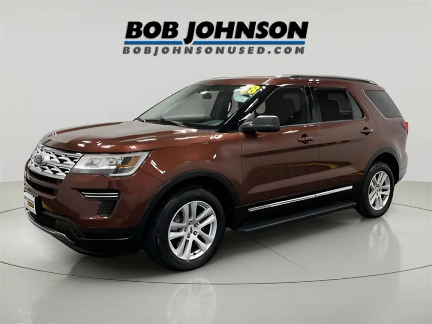 2018 Ford Explorer XLT photo 1