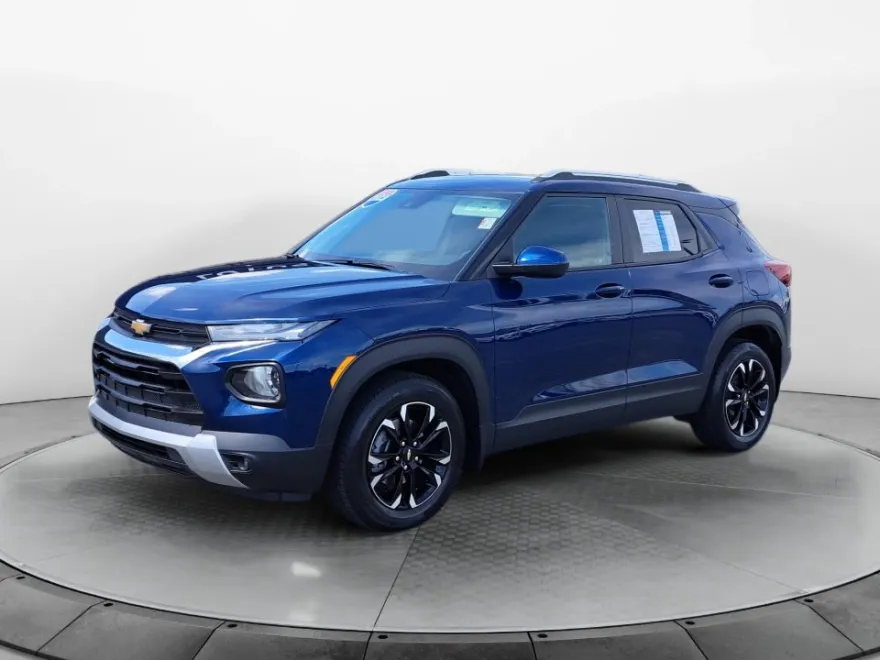 2023 Chevrolet Trailblazer LT photo 1