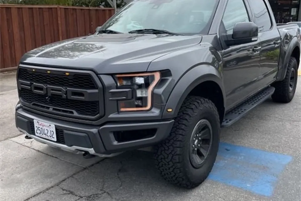 2018 Ford F-150 Raptor photo 1