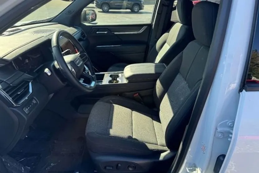 2025 Gmc Acadia Elevation photo 1