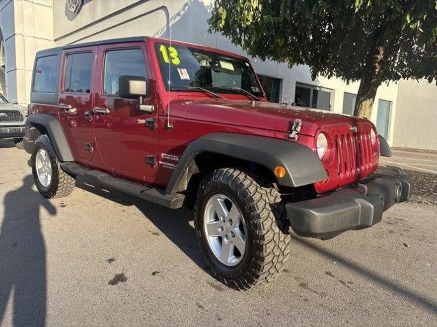 2013 Jeep Wrangler Unlimited Sport photo 1