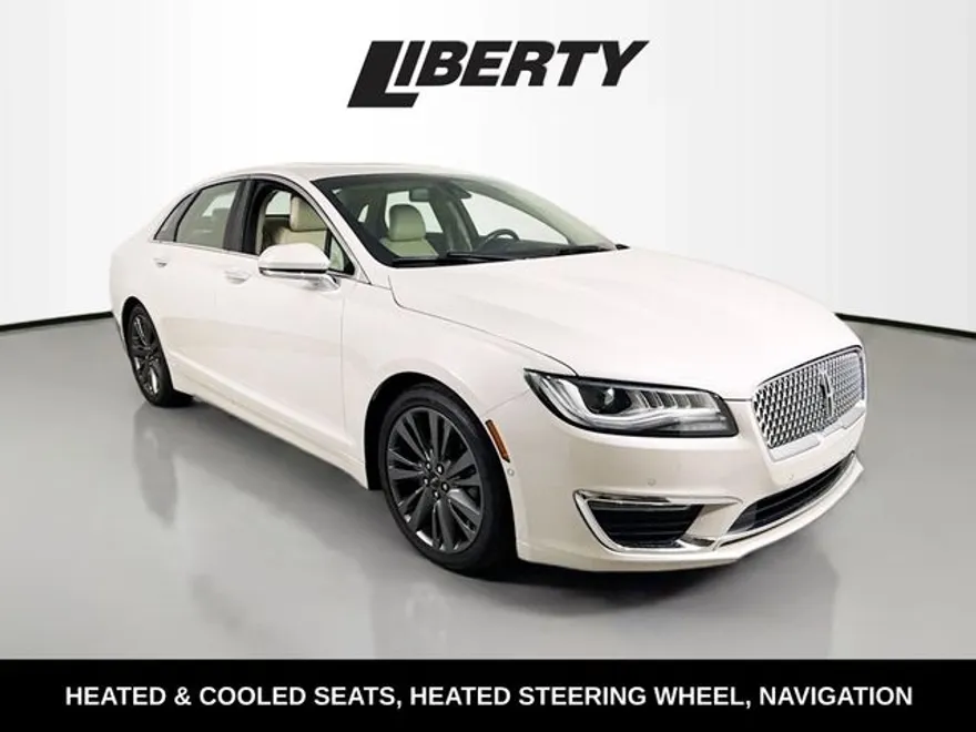 2019 Lincoln MKZ Reserve photo 1