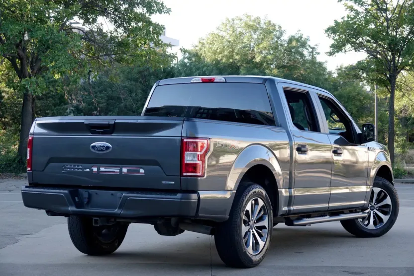 2019 Ford F-150 XL photo 1