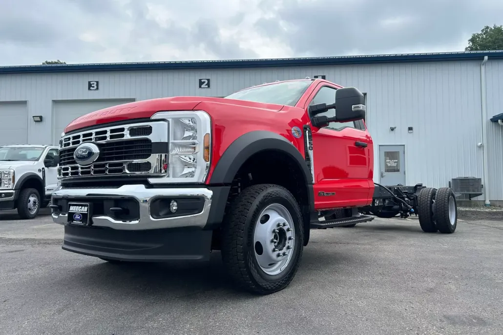 2025 Ford F-550 XL photo 1