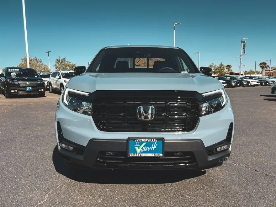 2025 Honda Ridgeline Black Edition photo 1