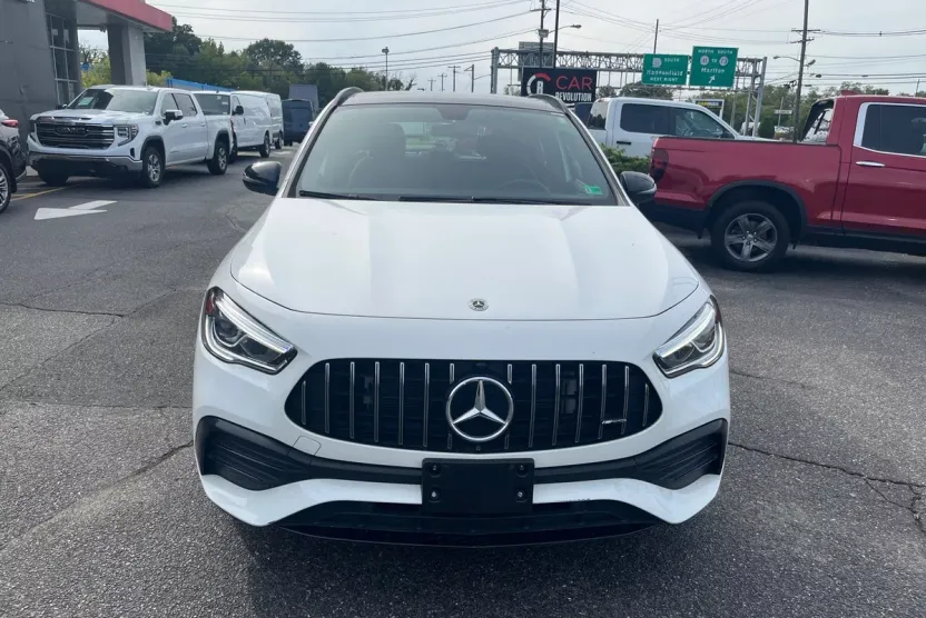 2022 Mercedes Benz GLA AMG 35 photo 1