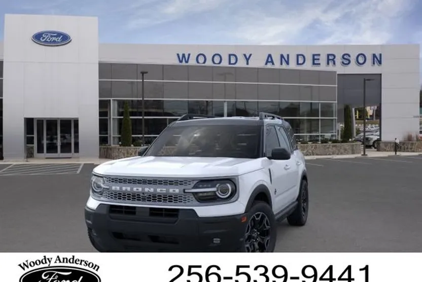 2025 Ford Bronco Sport Outer Banks photo 1