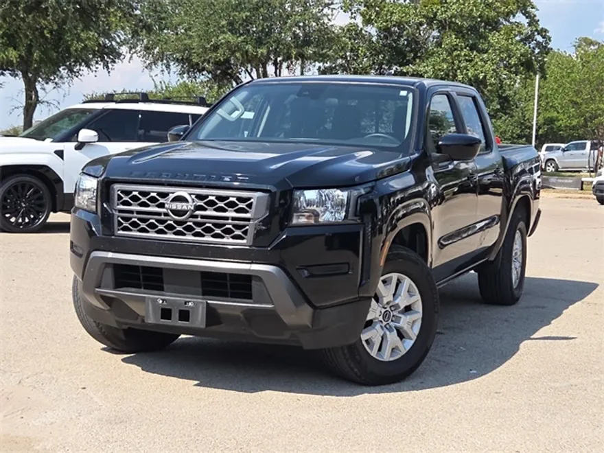 2022 Nissan Frontier SV Crew Cab photo 1