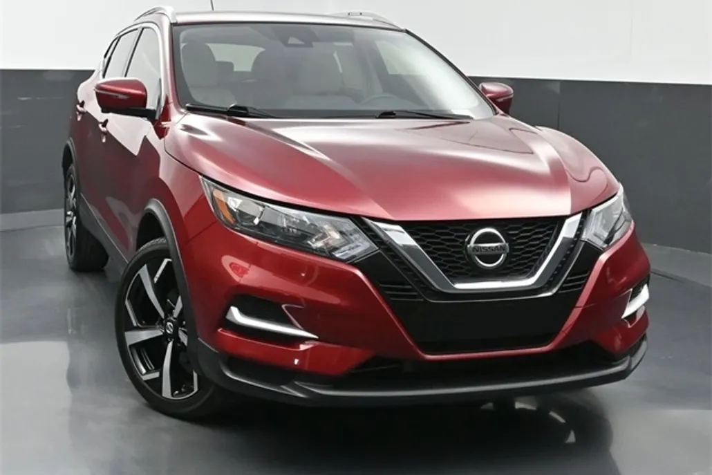 2022 Nissan Rogue Sport SL photo 1