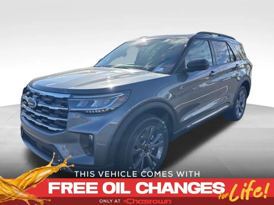 2025 Ford Explorer photo 1