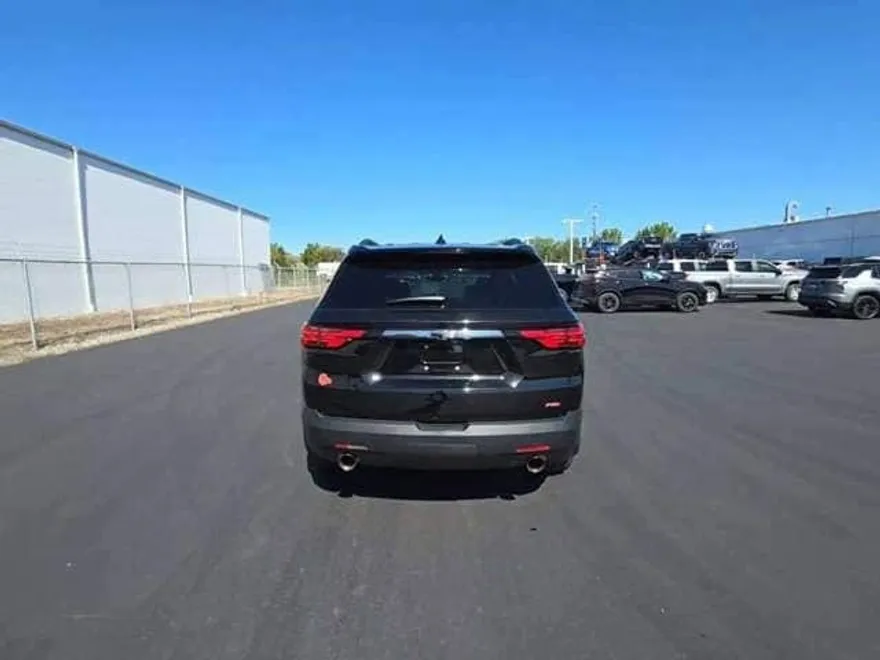 2023 Chevrolet Traverse RS photo 1
