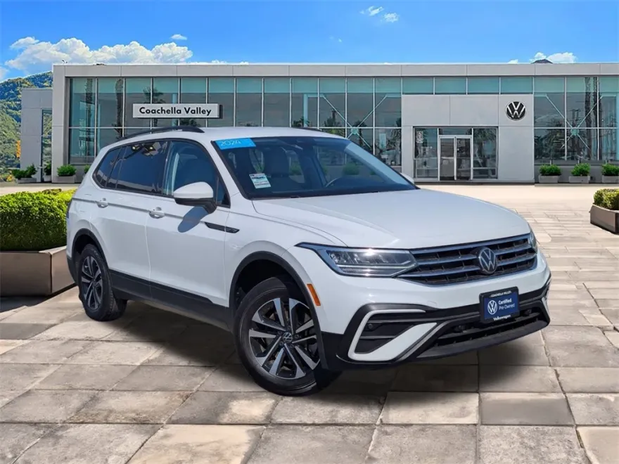 2024 Volkswagen Tiguan S photo 1