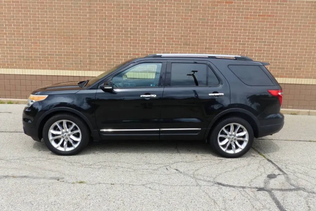 2015 Ford Explorer Limited photo 1