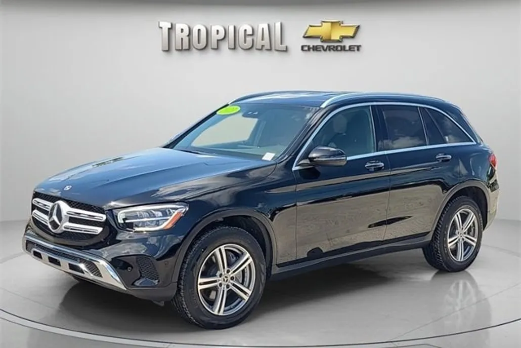 2022 Mercedes Benz GLC 300 photo 1