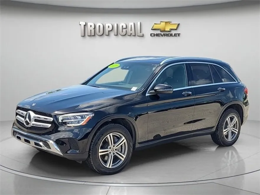 2022 Mercedes Benz GLC 300 photo 1