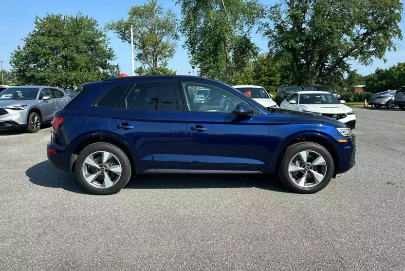 2020 Audi Q5 Premium photo 1