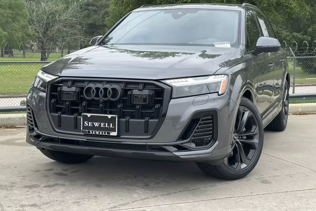 2025 Audi Q7 55 Premium photo 1